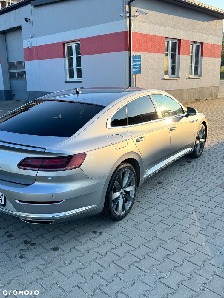 Volkswagen Arteon 2.0 TDI SCR R-Line DSG - 2