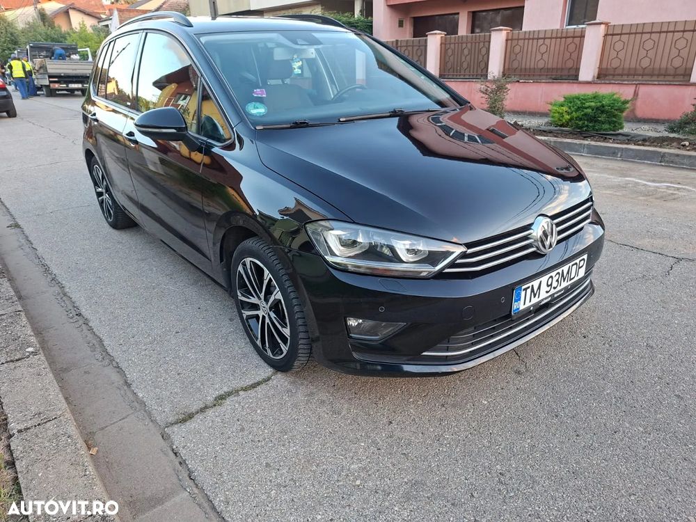 Volkswagen Golf - 2