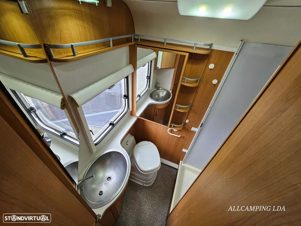 Knaus Sport TI CAMA FRANCESA SALÃO FACE TO FACE - 28