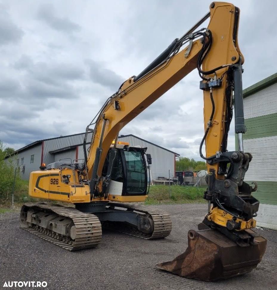 Liebherr R926 - 2