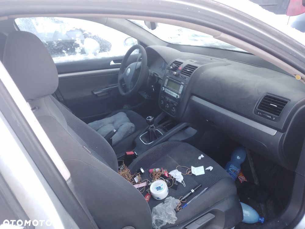 VW JETTA 1.6 BSE  05-11 - OSŁONA PRZECIWSŁONECZNA PRAWA LEWA - 26