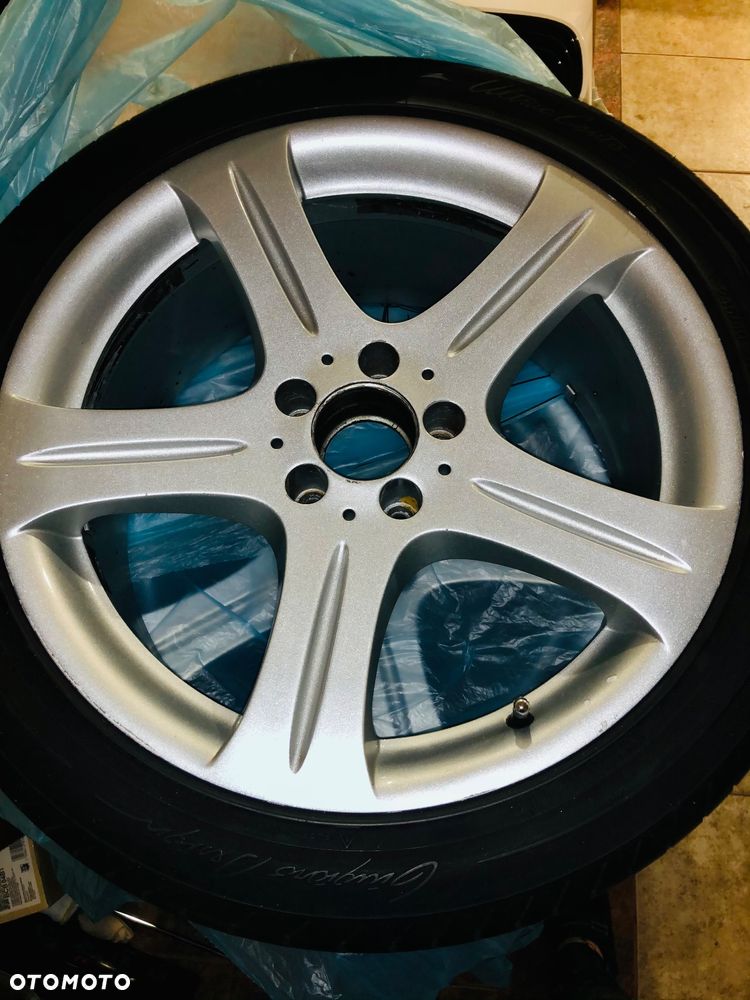 Mercedes-Benz CLS - 12