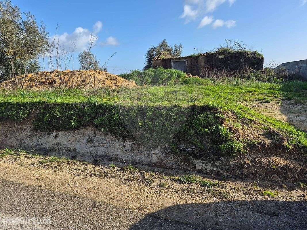 Moradia T1 para venda - Grande imagem: 2/4