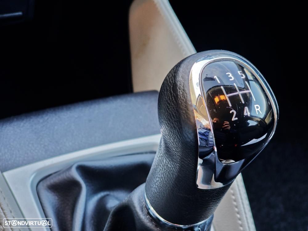 Nissan Micra 1.0 IG-T N-Connecta - 22