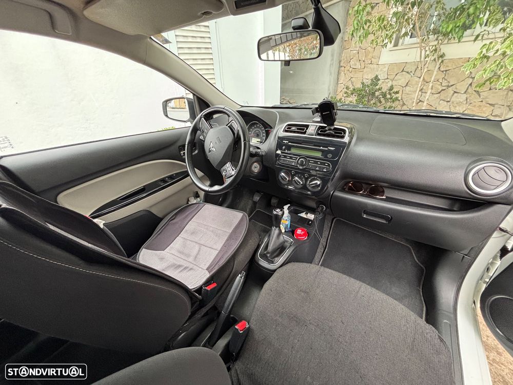 Mitsubishi Space Star 2019 photo 3