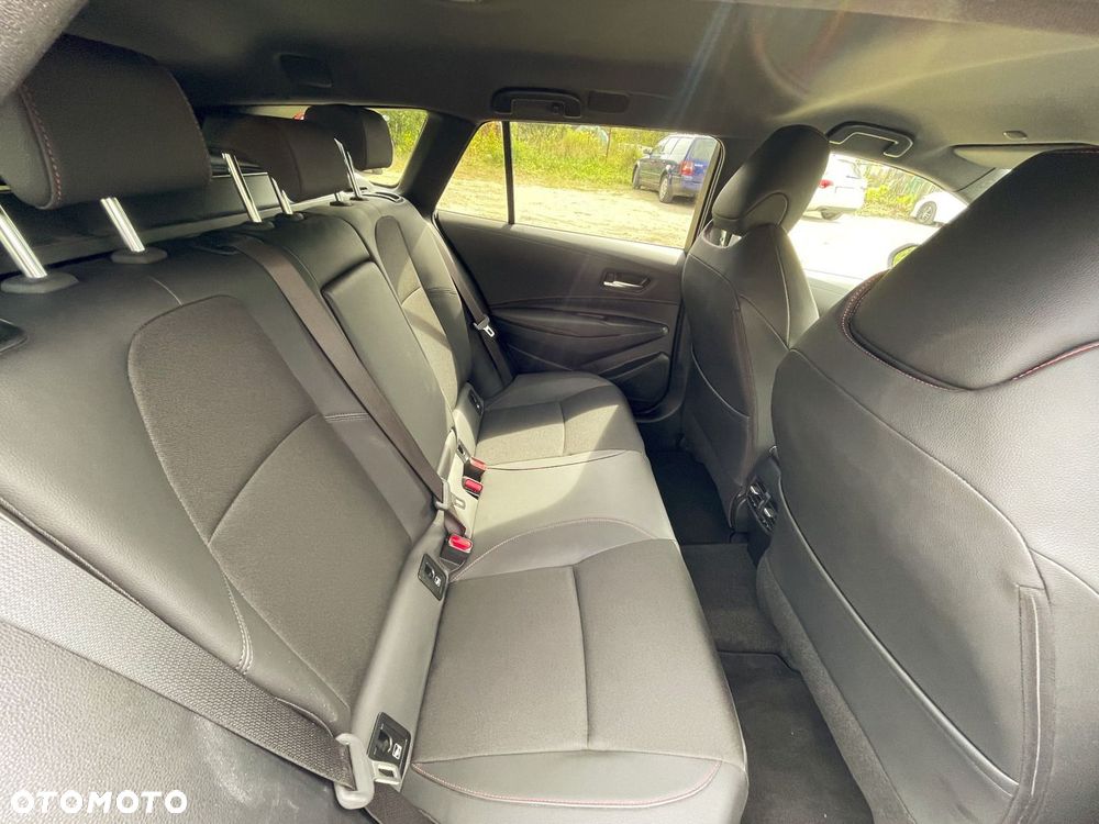 Toyota Corolla 2.0 Hybrid GR Sport Dynamic - 11