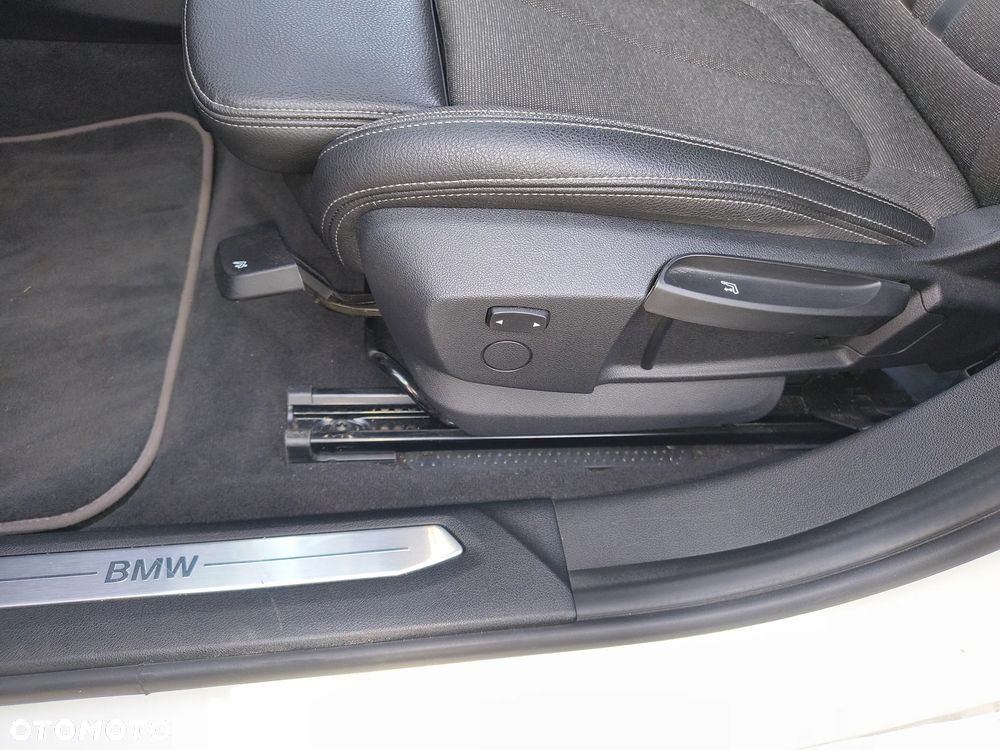 BMW Seria 1 - 37