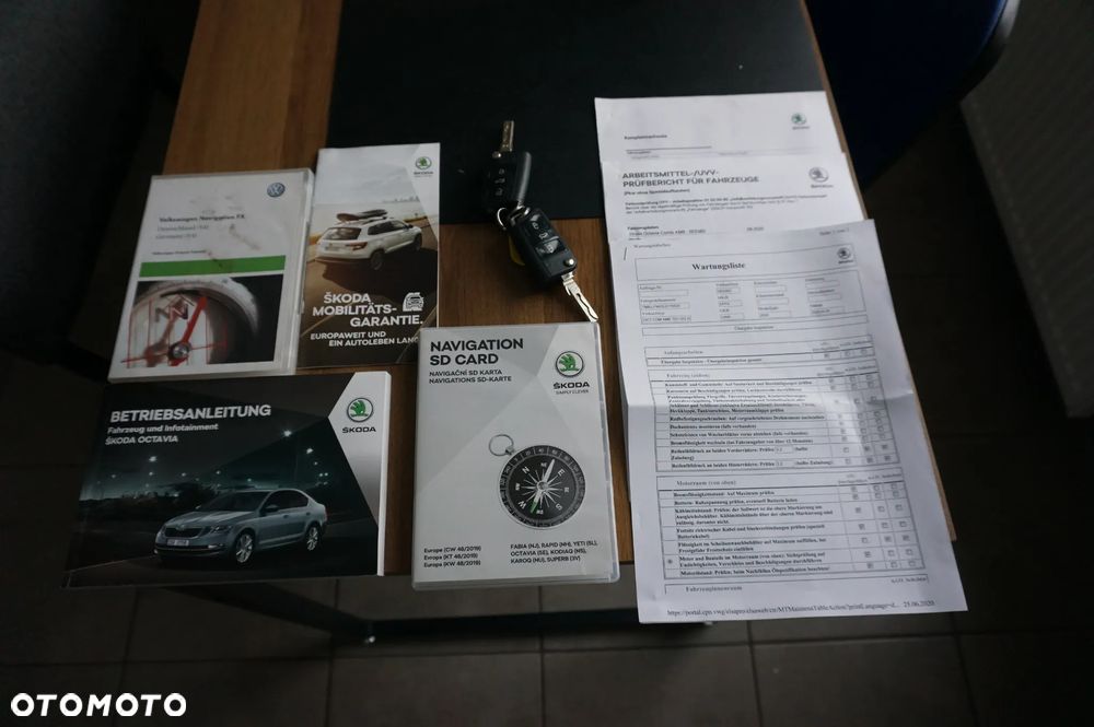 Skoda Octavia 2.0 TDI DSG Premium Edition - 40