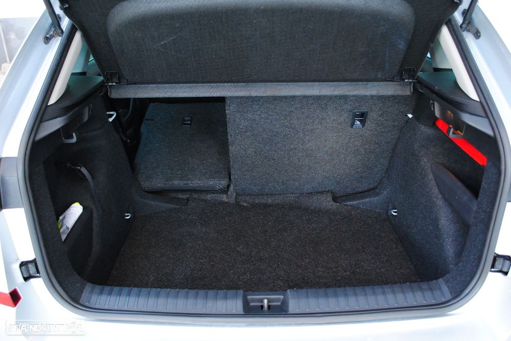 Skoda Kamiq 1.0 TSI Ambition - 32