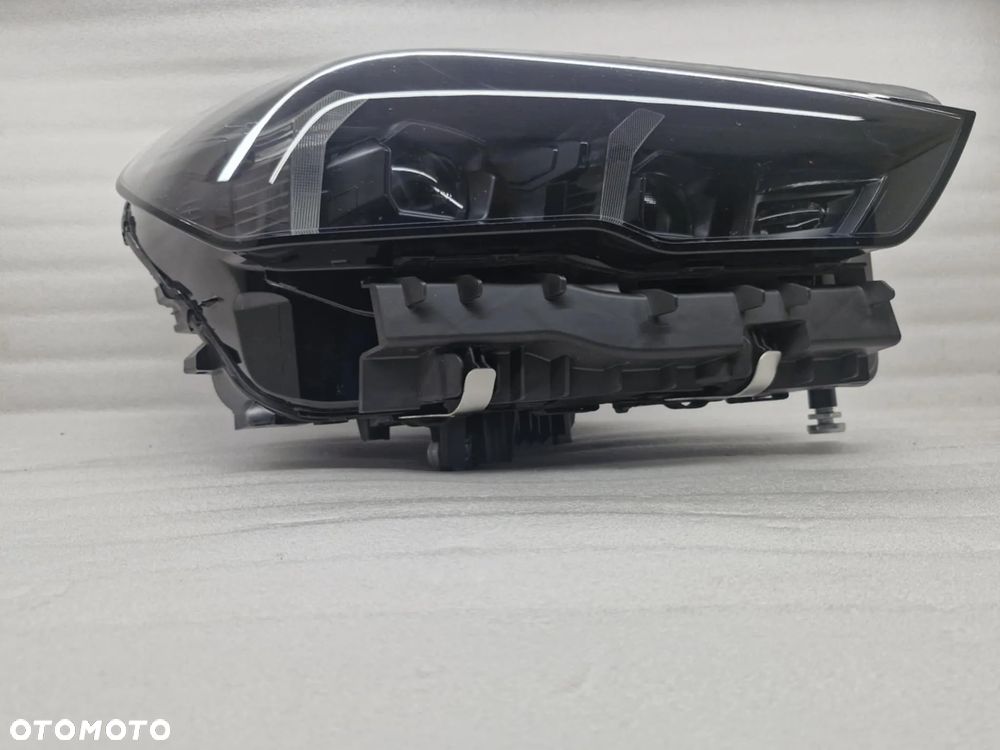 BMW 5 G60 G61 G90 G91 FULL LED BLACK SHADOW LAMPA PRAWA PRZÓD 5A798D808 - 5