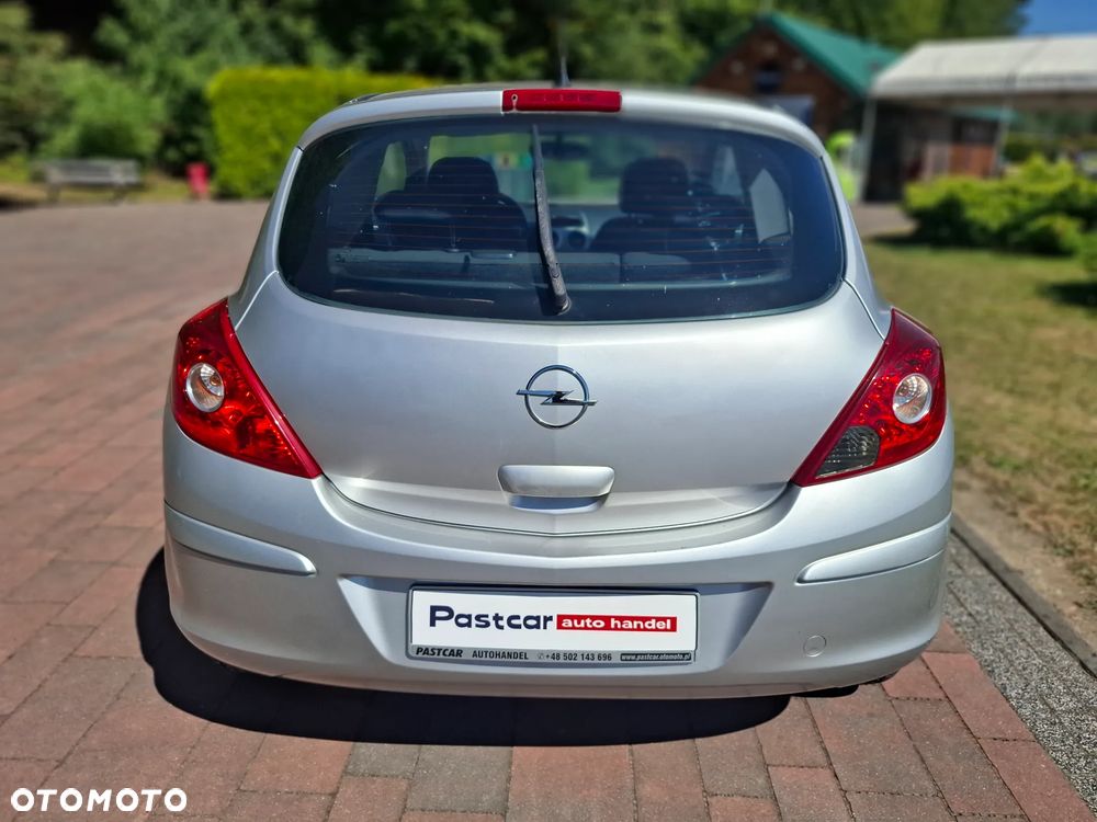 Opel Corsa 1.2 16V Easytronic Cosmo - 4