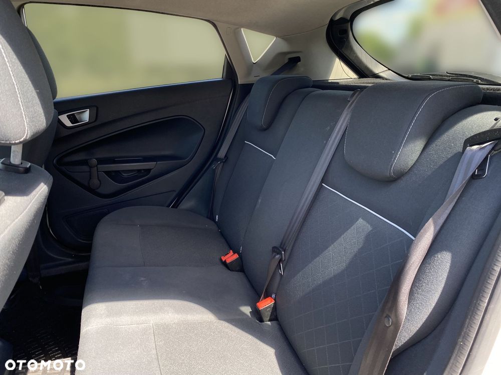 Ford Fiesta 1.6 TDCi DPF Trend SVP - 15