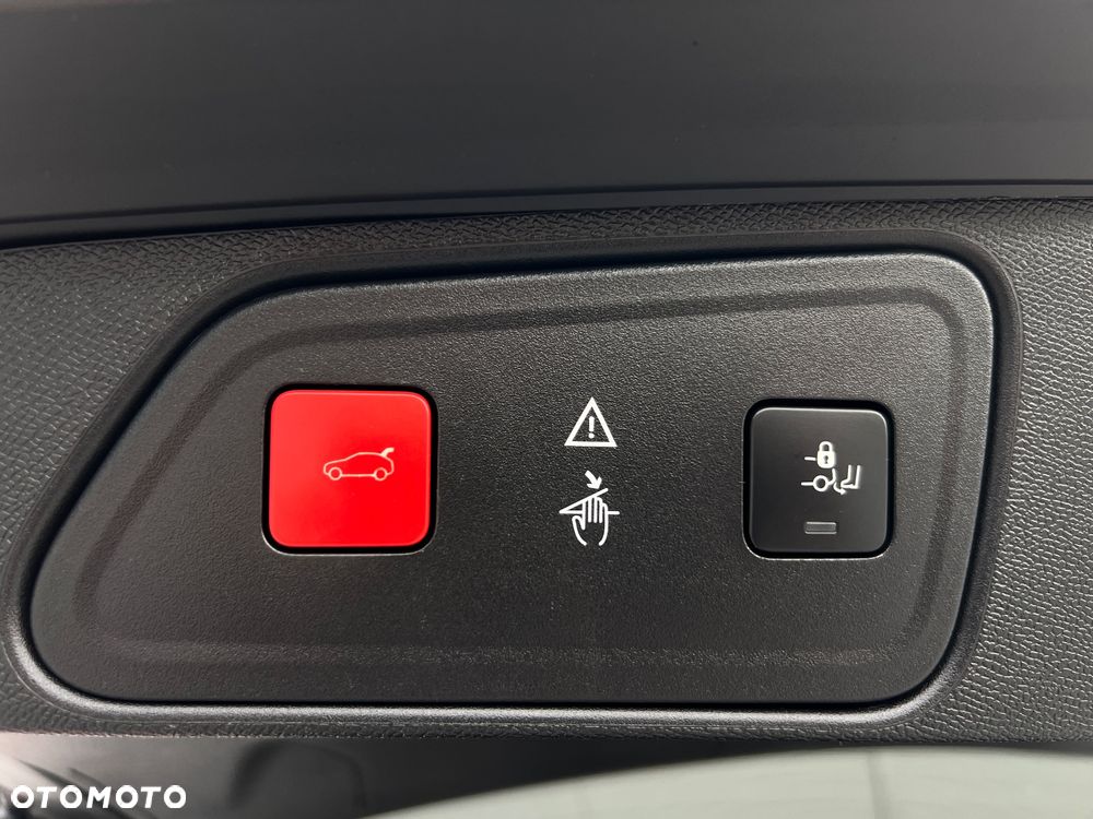 Peugeot 3008 BlueHDi 180 Stop & Start EAT6 GT - 31
