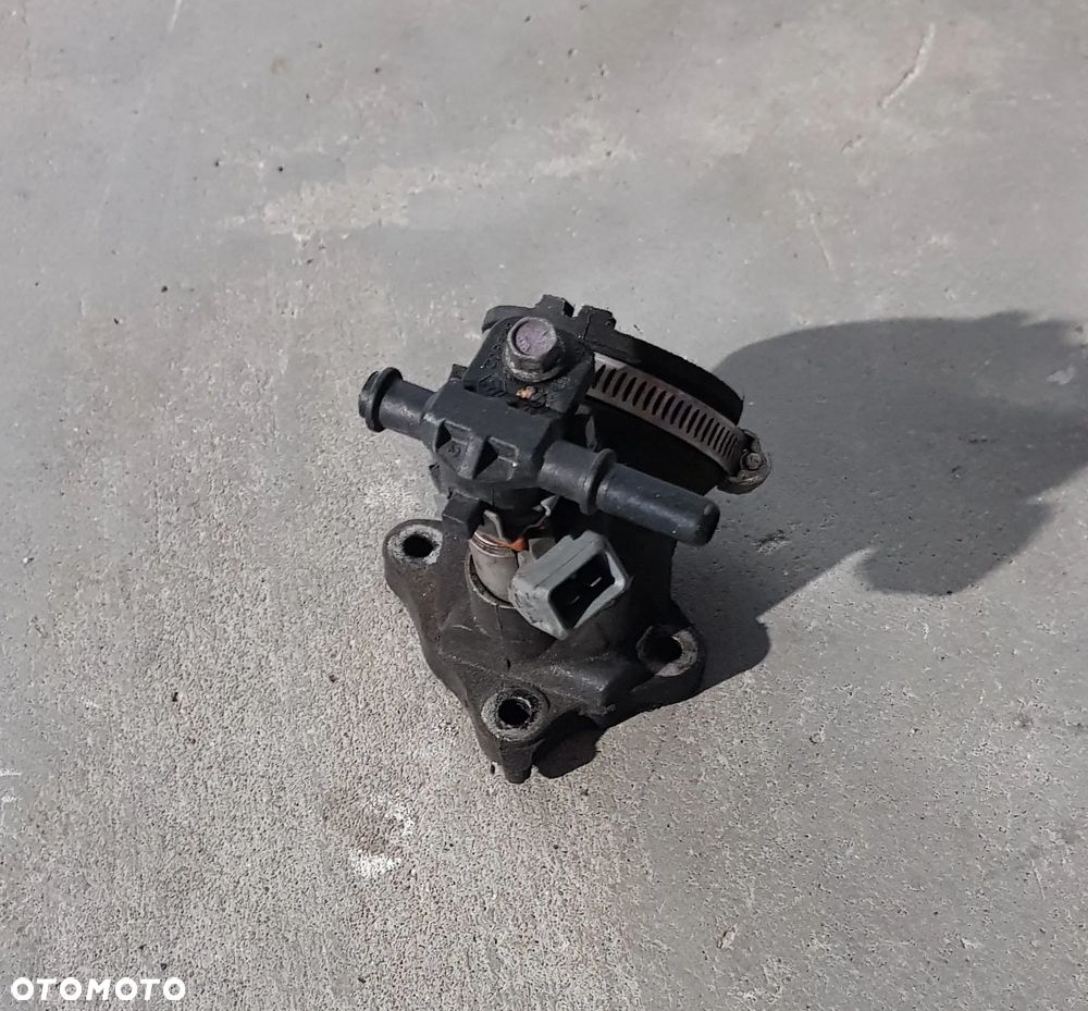Piaggio MP3 300 Yourban Króciec Wtrysk Paliwa - 3