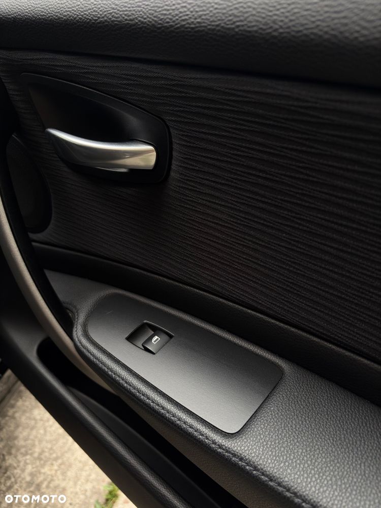 BMW Seria 1 116d - 18