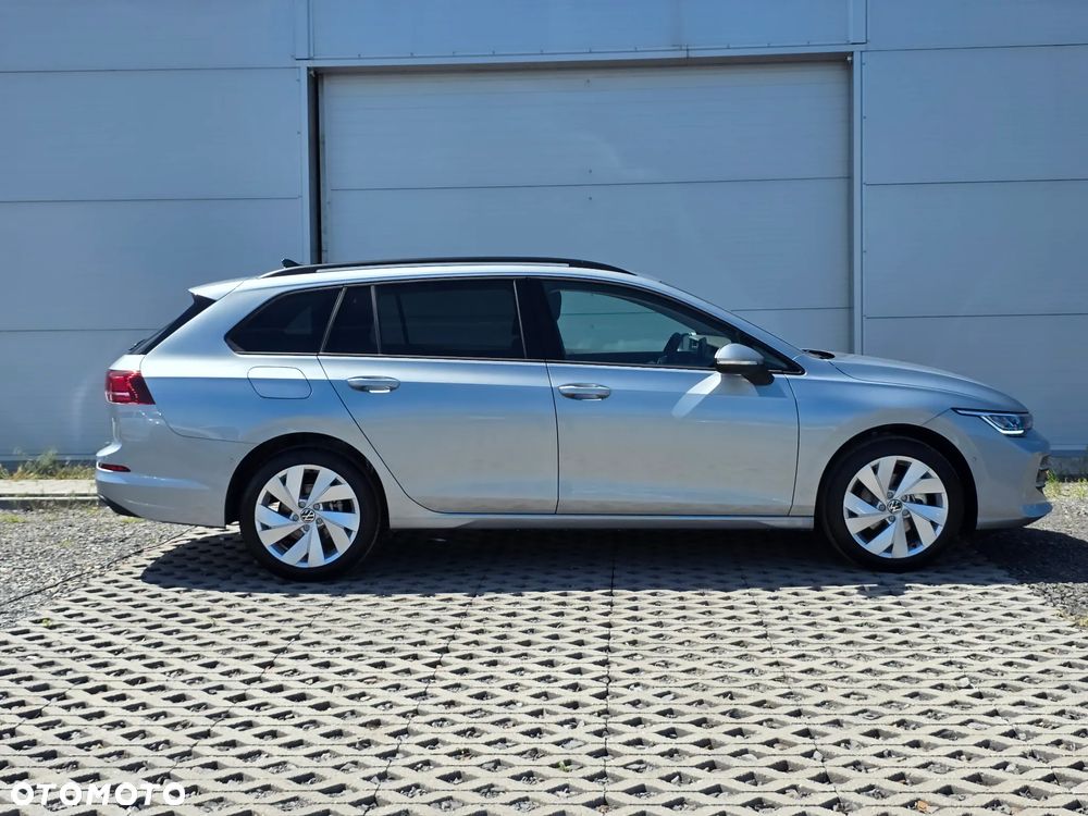 Volkswagen Golf 1.5 eTSI mHEV Life Plus DSG - 12
