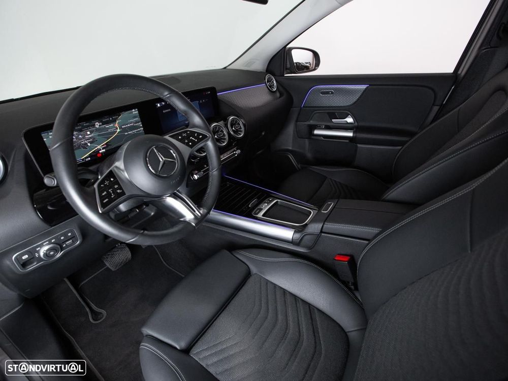 Mercedes-Benz GLA 180 7G-DCT Progressive Advanced - 7