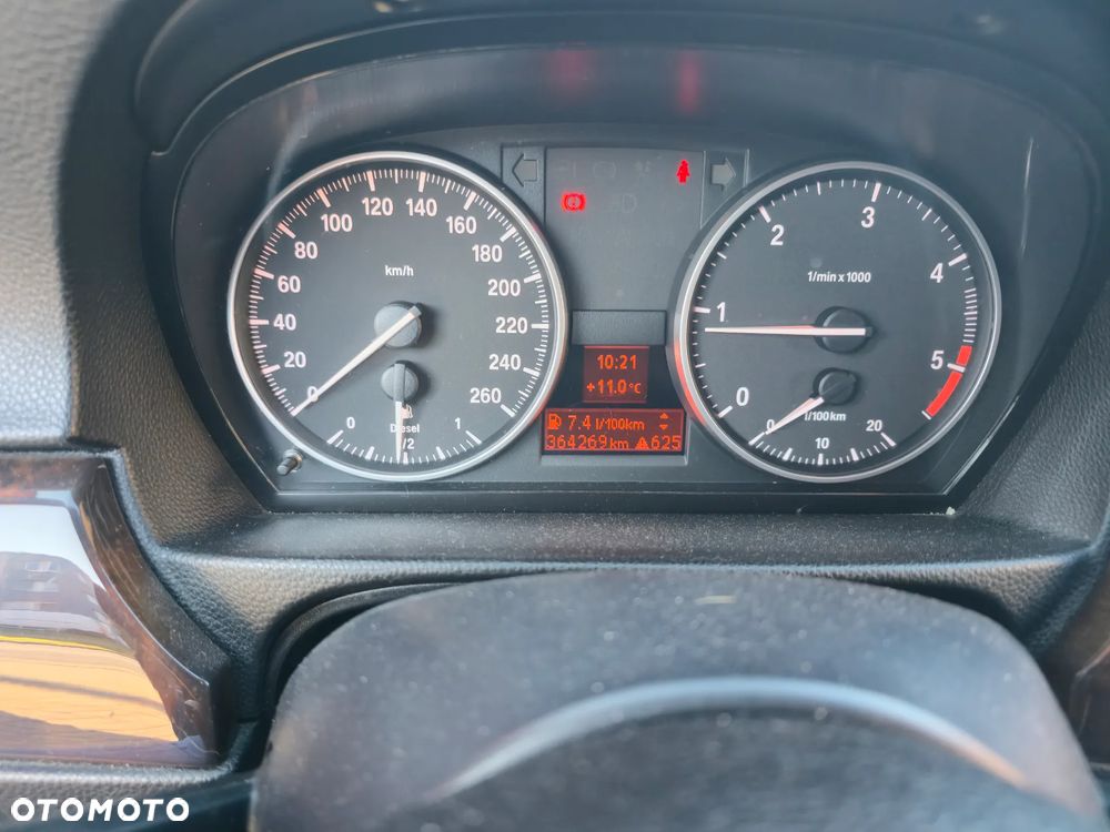 BMW Seria 3 318d - 5