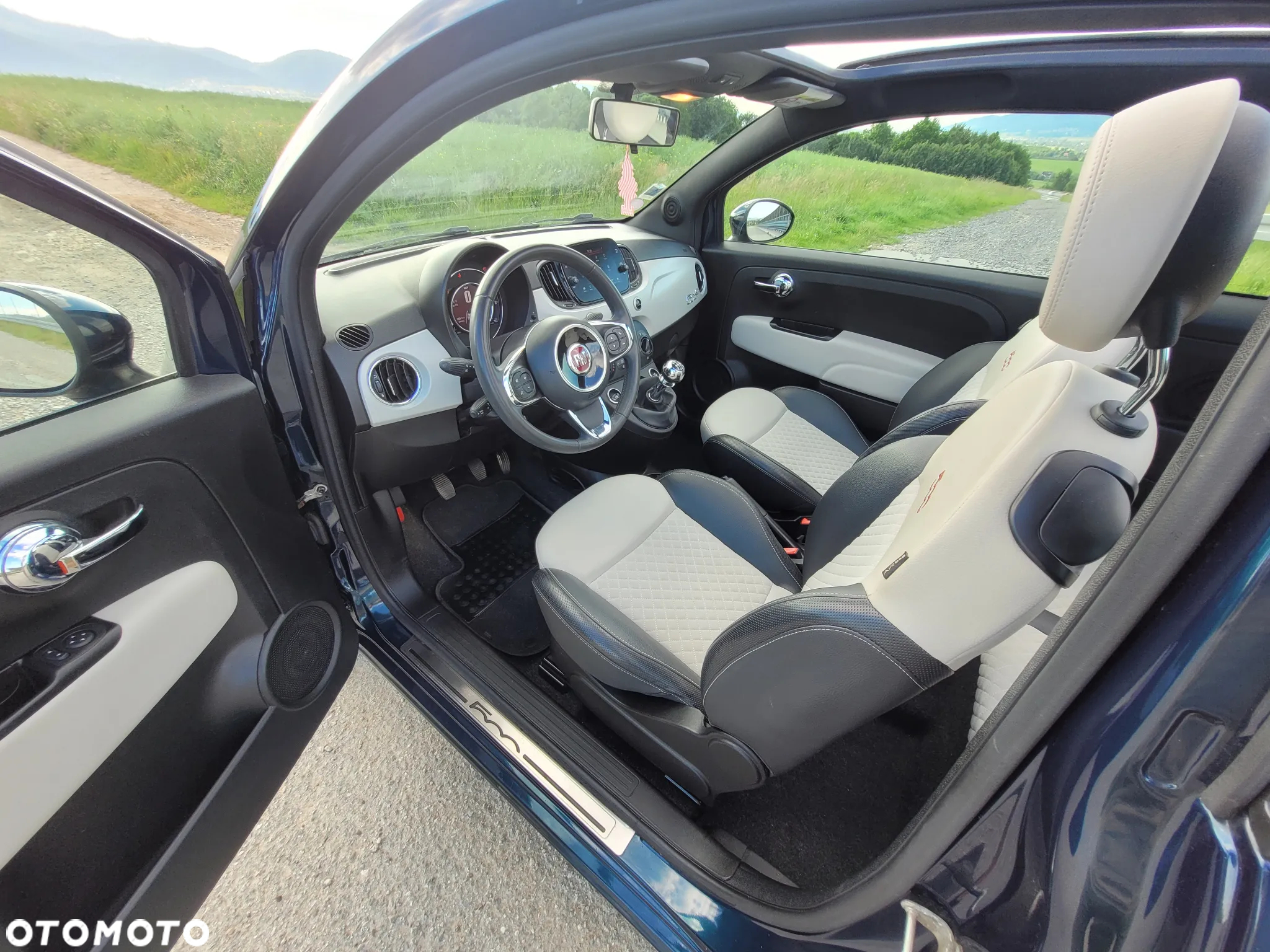Fiat 500 1.0 Hybrid Lounge - 27