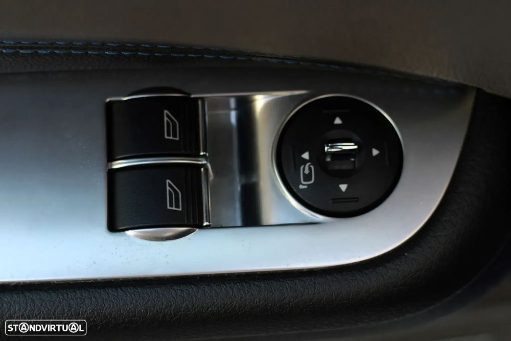 Ford Focus 2.5 T RS - 43