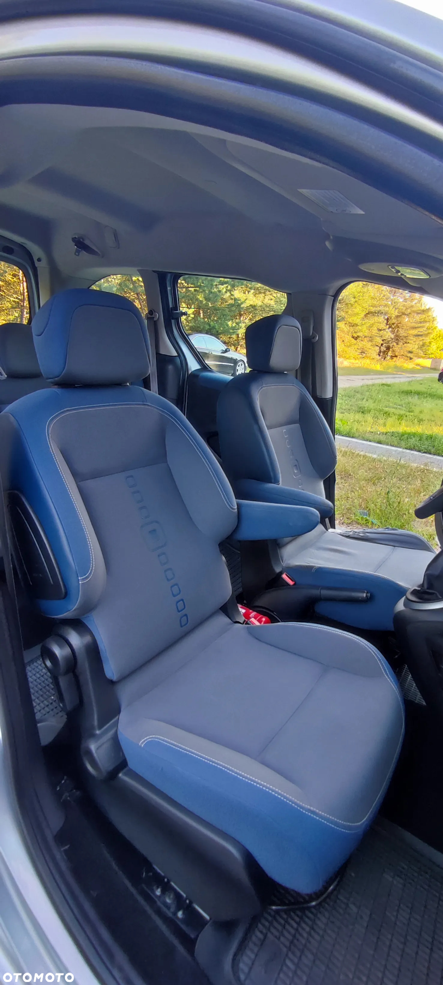 Citroën Berlingo II 1.6 HDi Multispace - 4