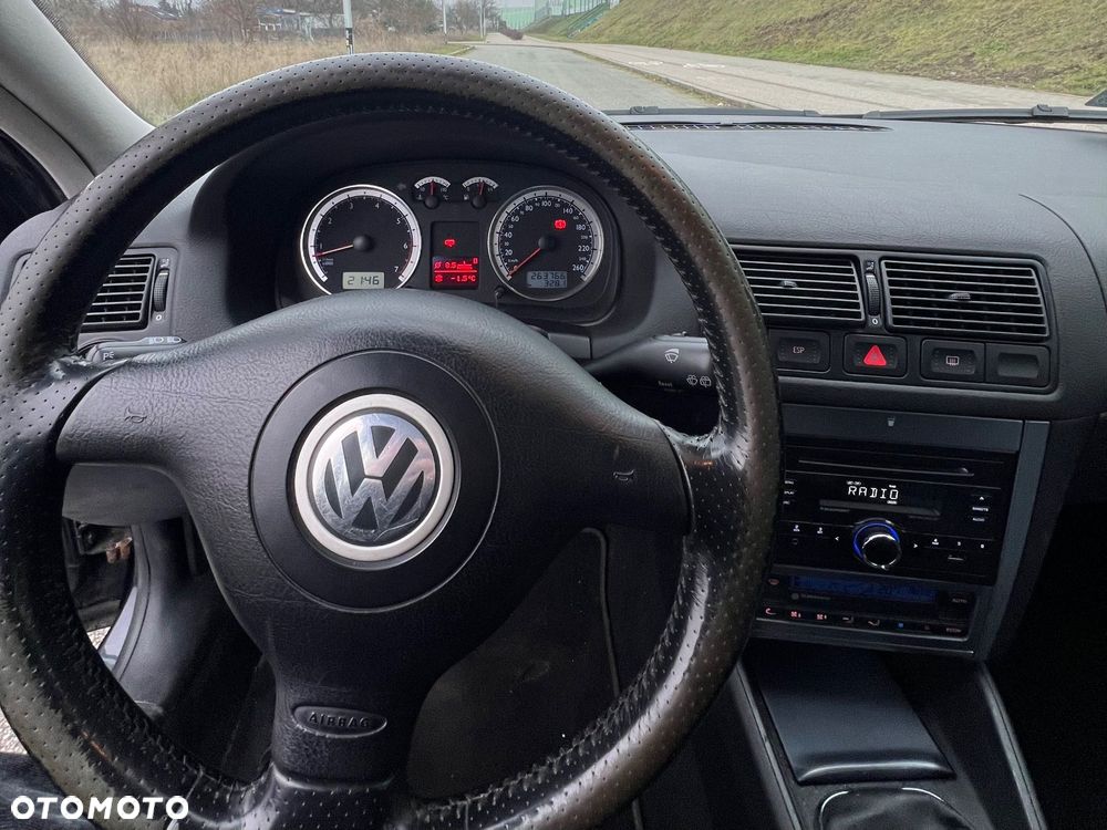 Volkswagen Golf 1.4 Pacific - 12