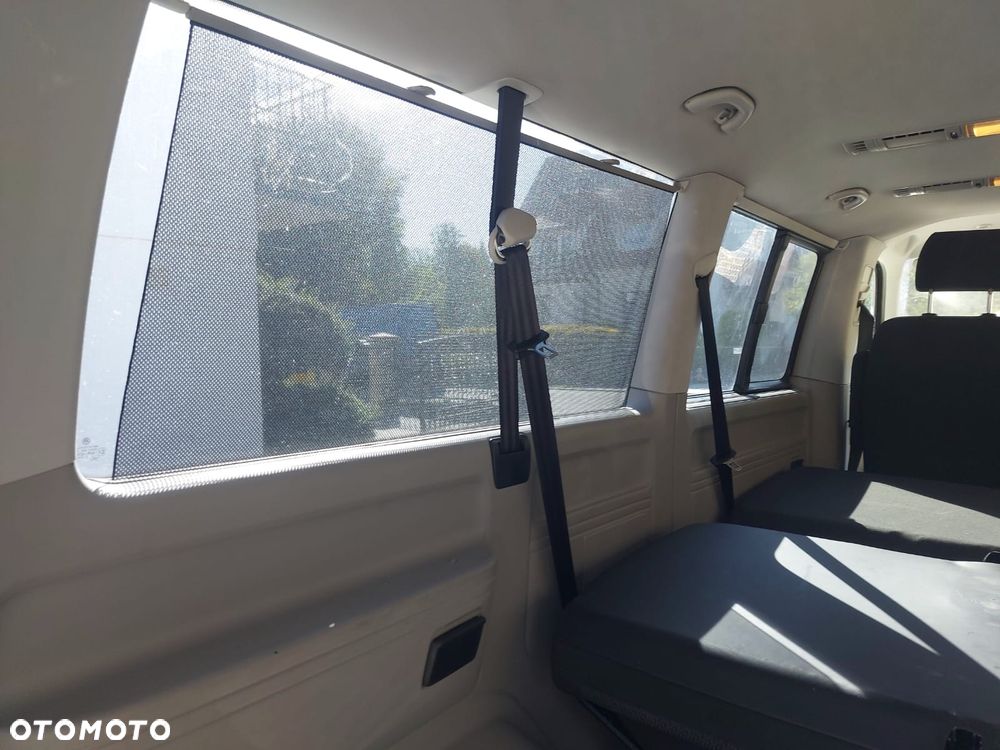 Volkswagen Caravelle 2.0 TDI L1 Comfortline - 8