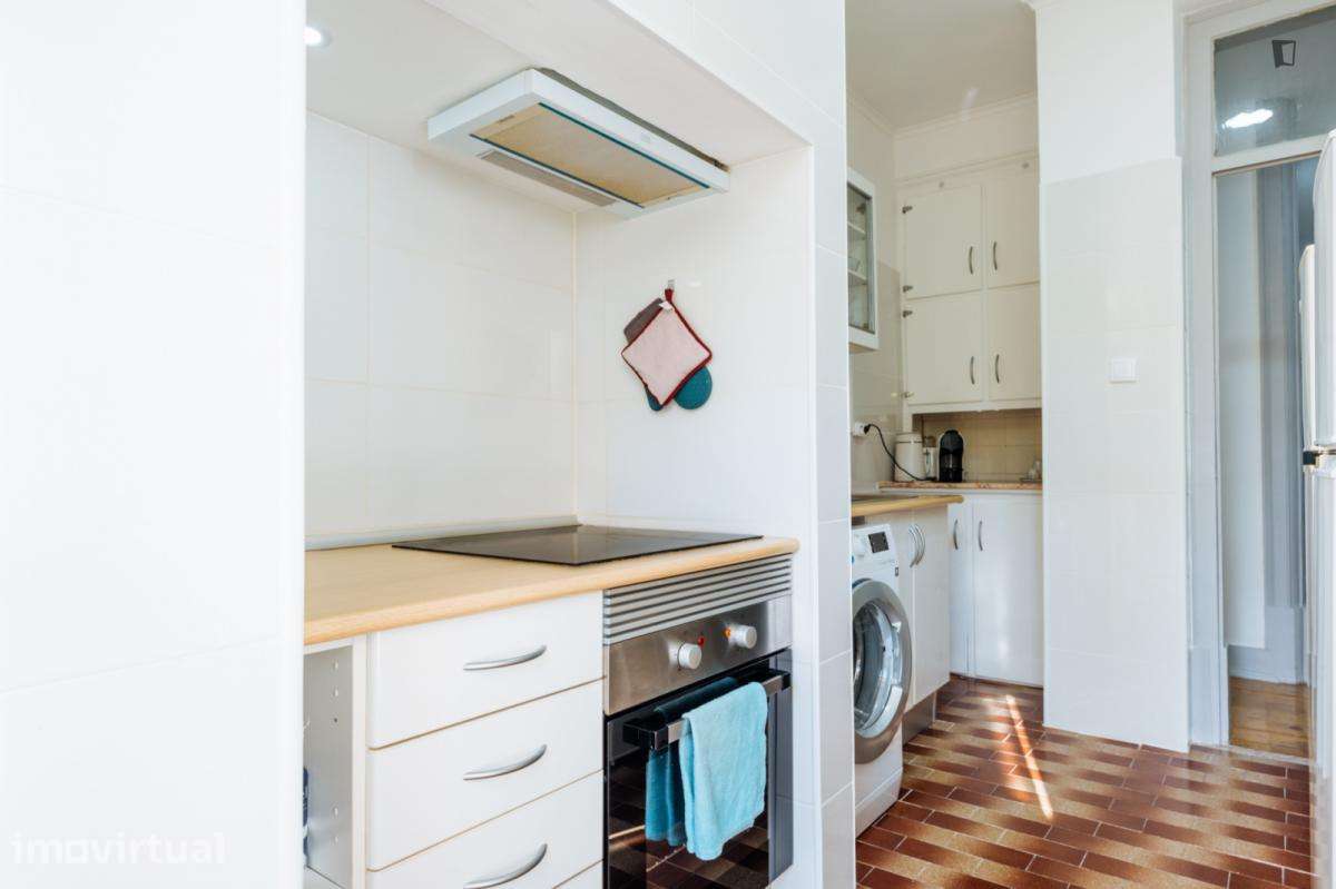 Quarto - localizado em Arroios Lisbon - Grande imagem: 4/39
