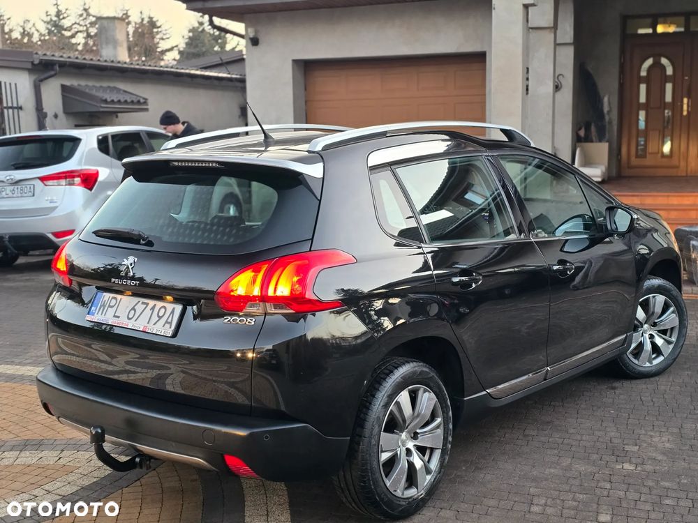 Peugeot 2008 - 12