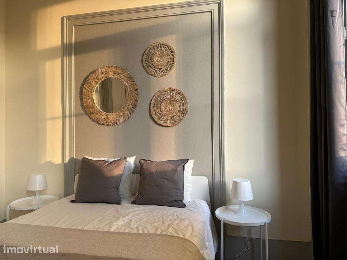 Quarto - localizado em Marquês de Pombal Lisbon - Grande imagem: 2/15