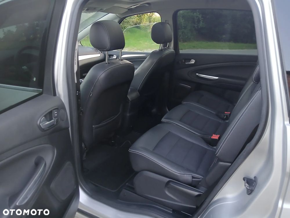 Ford S-Max 2.2 TDCi Titanium - 19