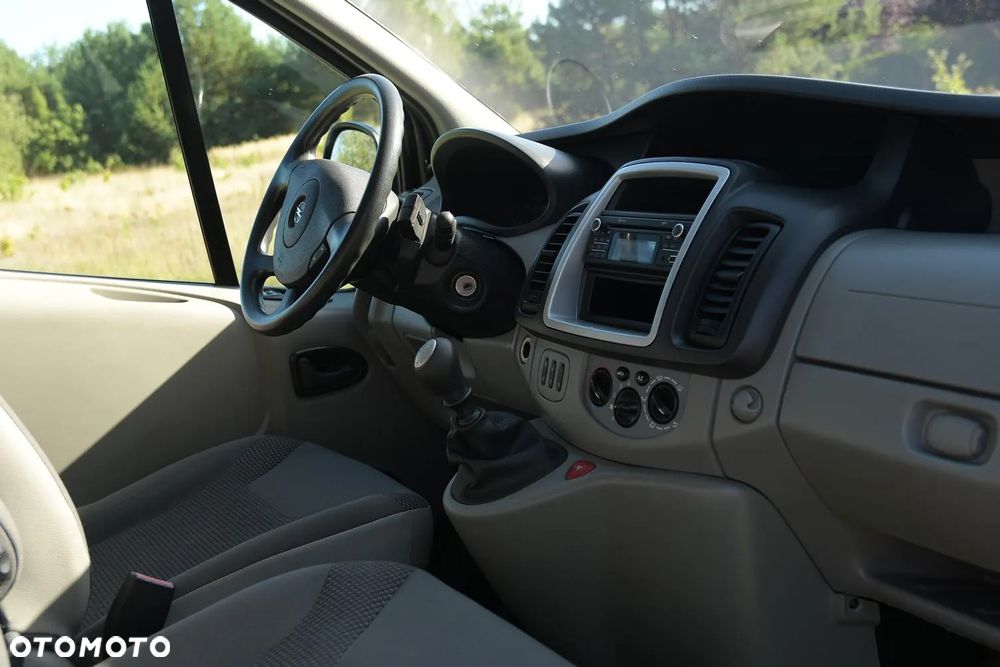 Opel Vivaro - 21
