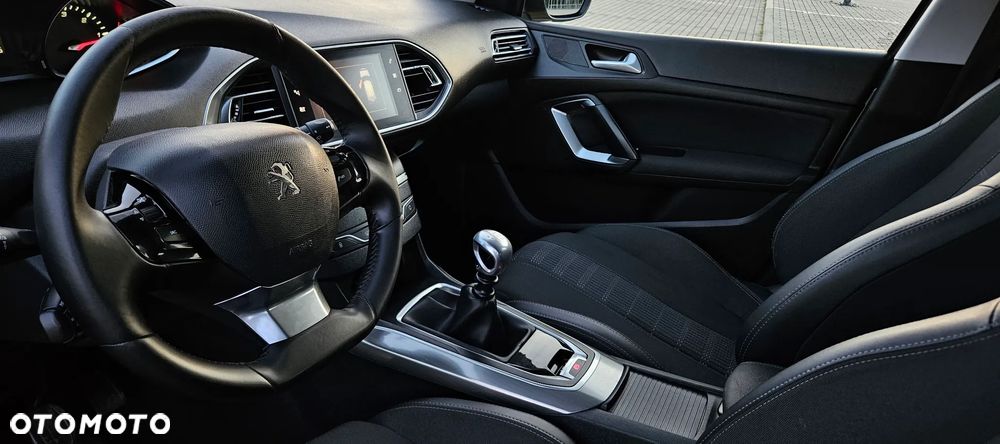 Peugeot 308 1.5 BlueHDi Allure S&S - 6