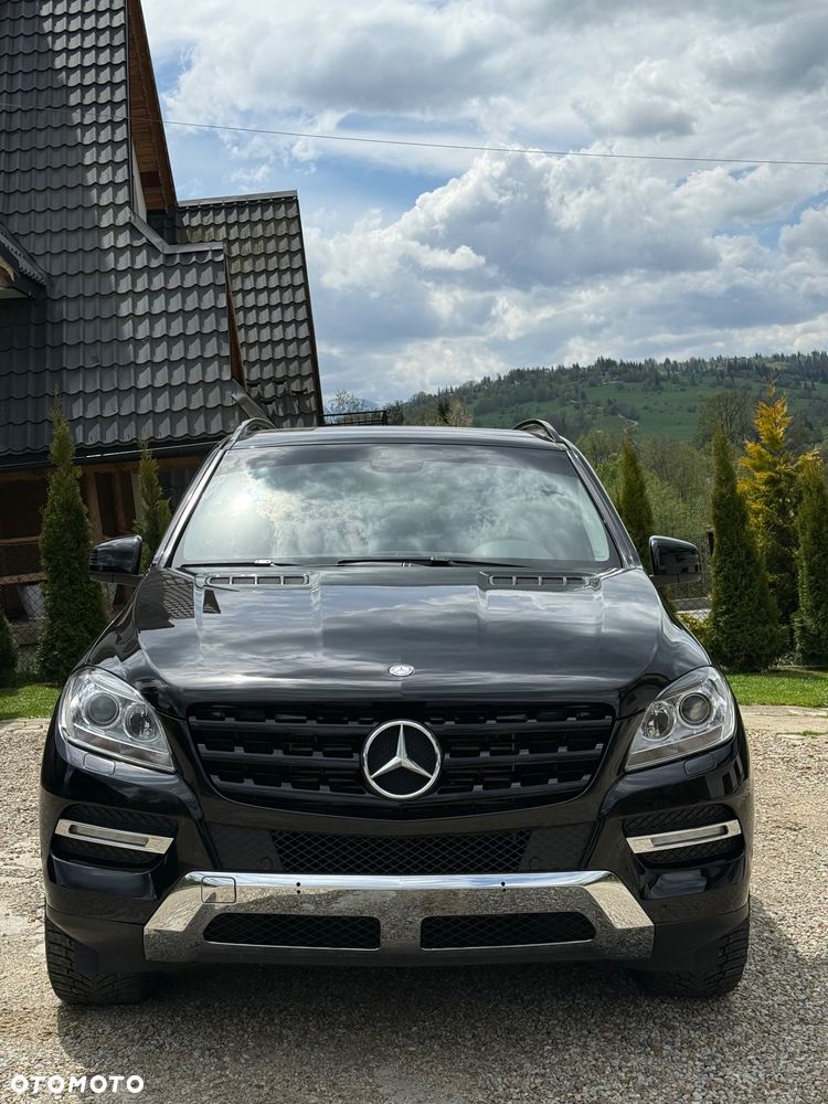 Mercedes-Benz ML 250 BlueTEC 4MATIC 7G-TRONIC Edition 1 - 4