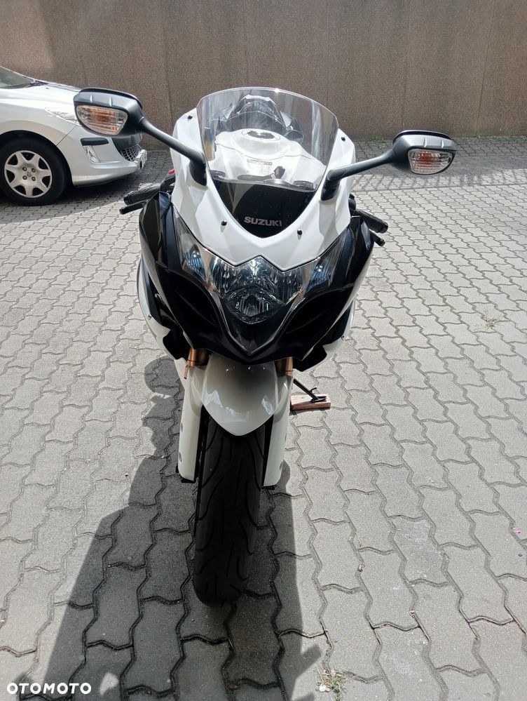 Suzuki GSX-R - 9