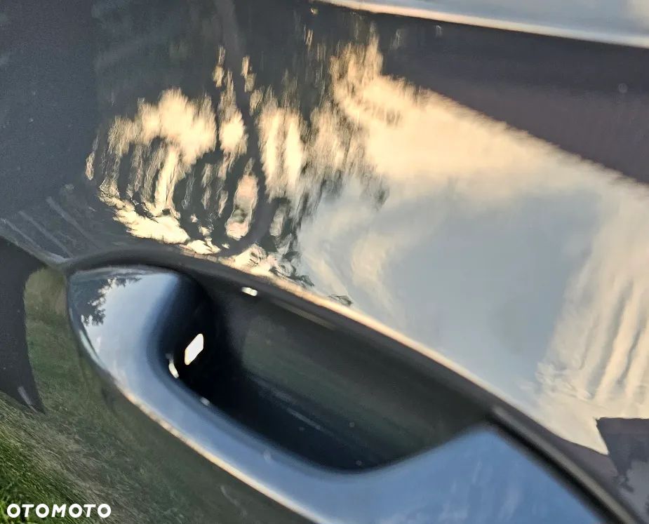 Volkswagen Golf 2.0 TDI SCR Life - 24