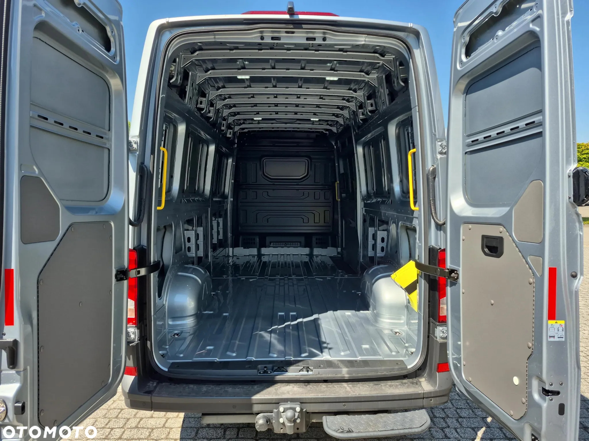 Volkswagen CRAFTER - 13