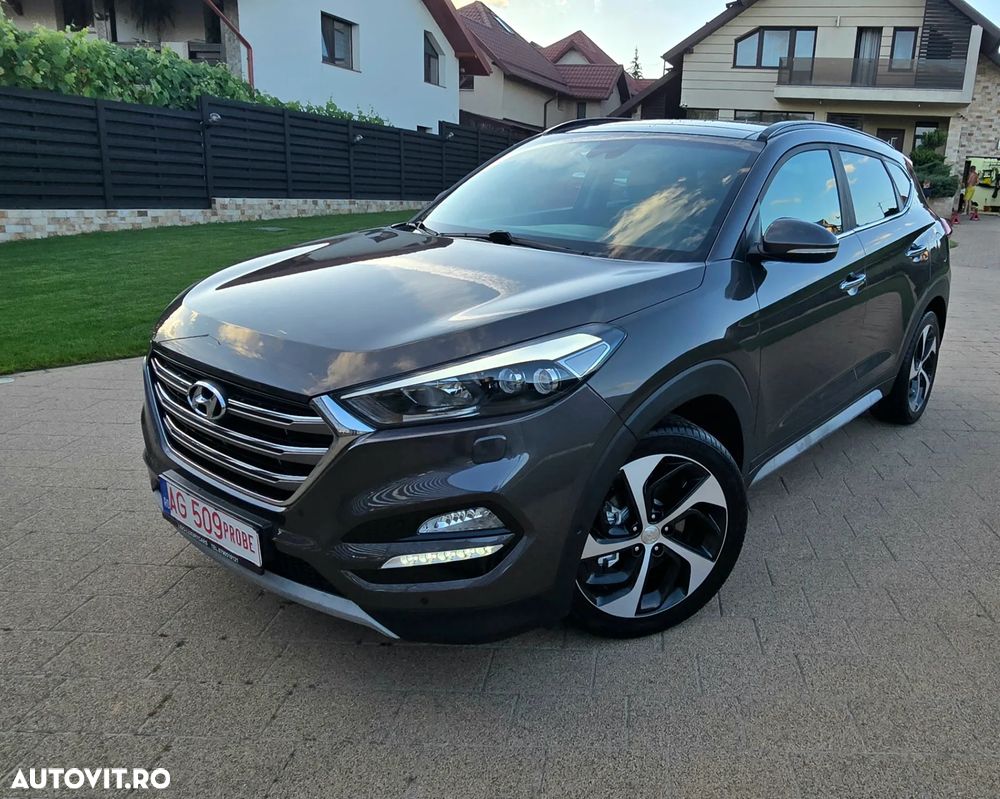 Hyundai Tucson 2.0 CRDI 4WD 6AT Luxury Pack+ - 3