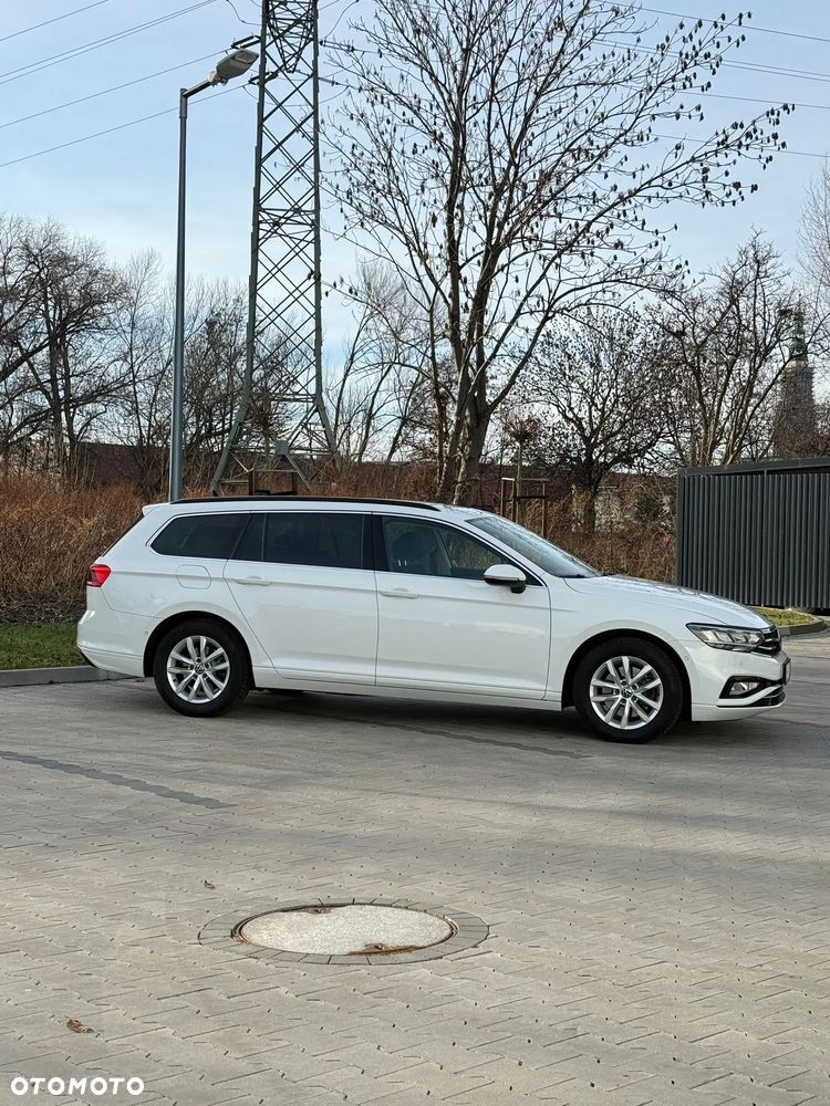 Volkswagen Passat 2.0 TDI SCR Comfortline DSG - 6