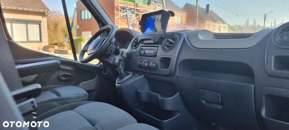 Renault Master - 9