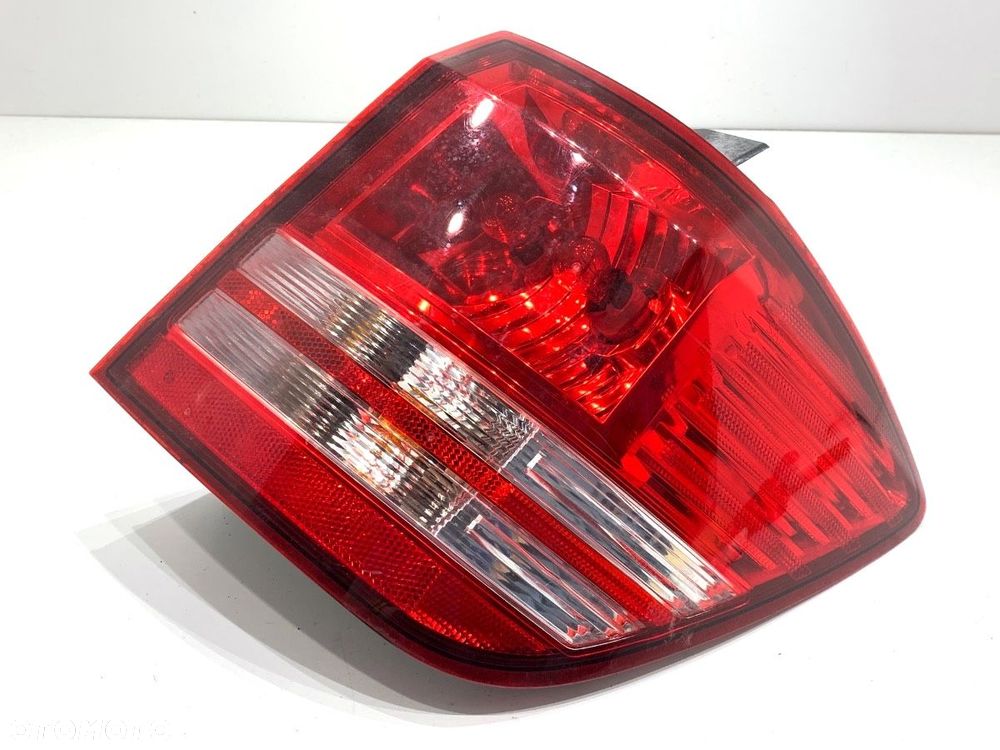 LAMPA PRAWY TYŁ  DODGE JOURNEY 2008 - 2022 2.0 CRD 103 kW [140 KM] olej napędowy 2008 - 2022 - 1