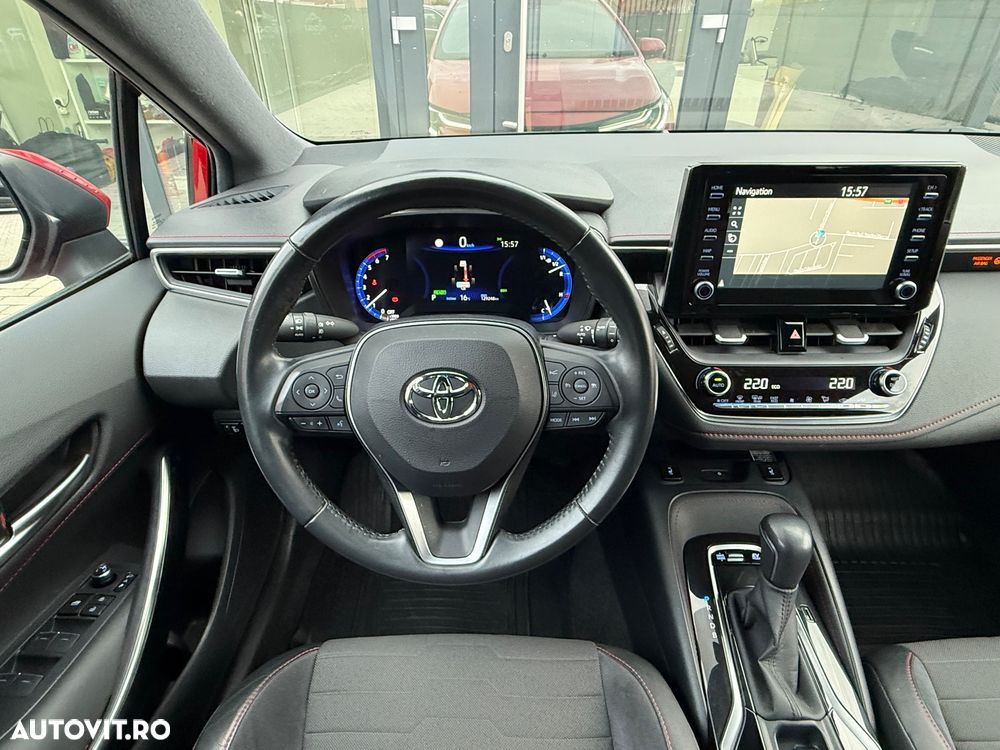 Toyota Corolla 1.8 HSD Dynamic GR Sport - 12