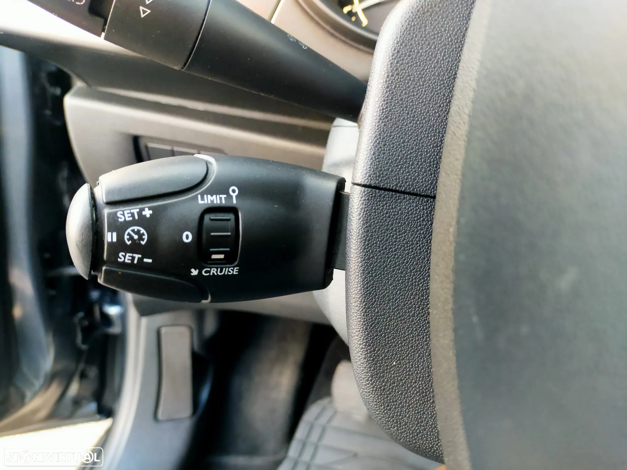 Citroën C3 1.2 PureTech Attraction - 16