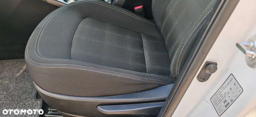 Kia Sportage 1.7 CRDI 2WD Attract - 16