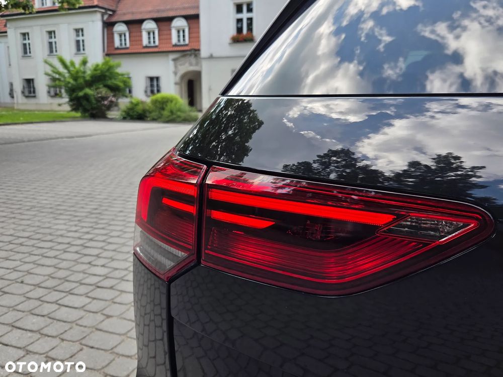 Volkswagen Golf - 39