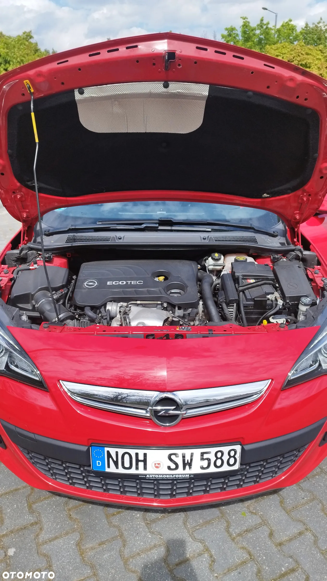 Opel Astra IV GTC 1.6 T Sport - 13