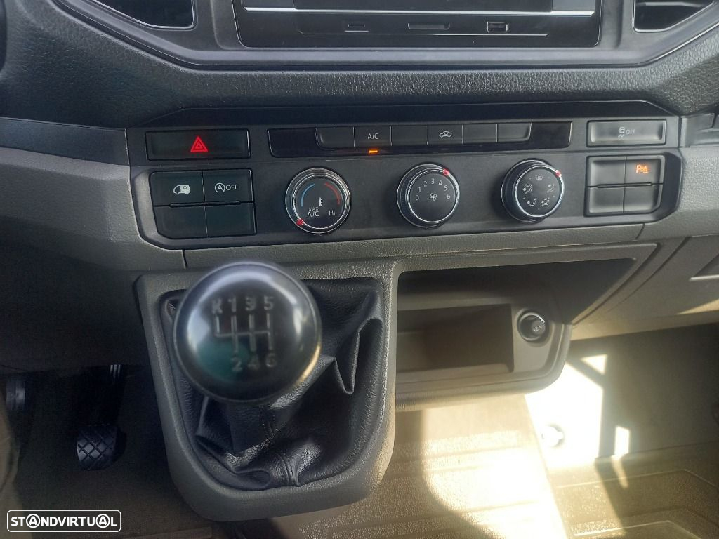 VW Crafter 16- 35 2.0 TDI L4H3 LONGO TA - 19