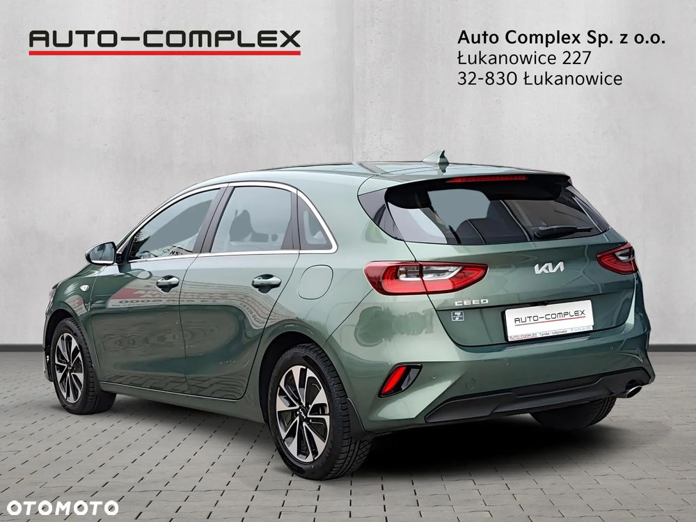 Kia Ceed 1.5 T-GDI M - 3