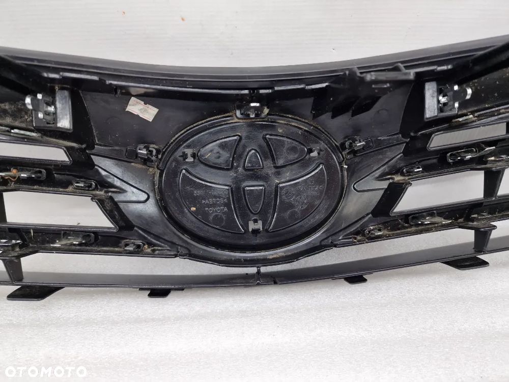 TOYOTA COROLLA E16 ATRAPA PRZEDNIA PRZÓD / GRILL , NR 53111-02790 NR AUKCJI NG524 - 16