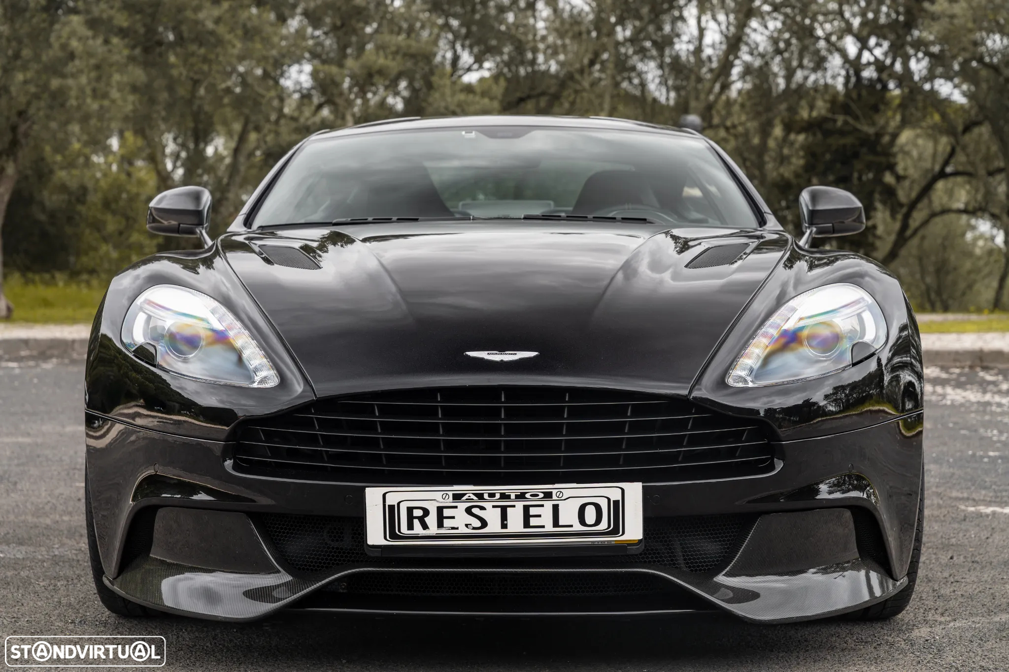 Aston Martin Vanquish Coupe - 2